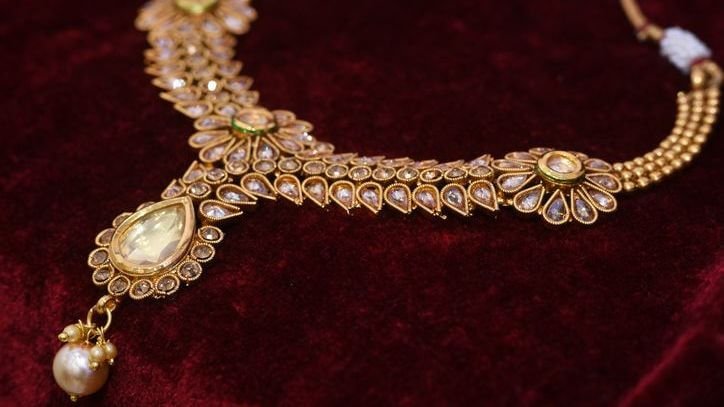 Gold jewelry buyers Delray Beach South Florida. Updated 2025